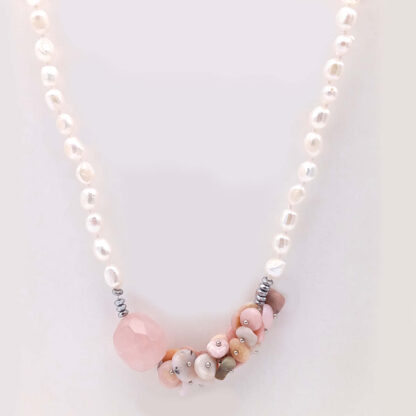 collana donna girocollo in perle di fiume con opale rosa e quarzo rosa