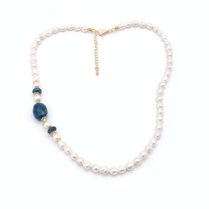 collana girocollo in perle di fiume con apatite